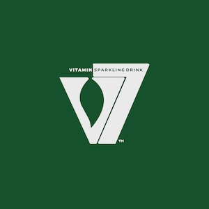  V7