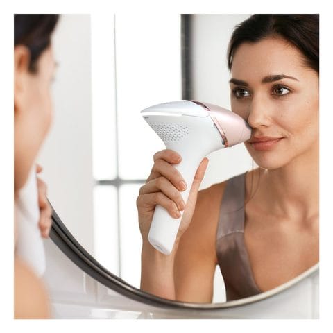 Buy Philips Lumea IPL 8000 Series Hair Removal Device With SenseIQ  BRI940/00 Online - Shop Beauty & Personal Care on Carrefour UAE