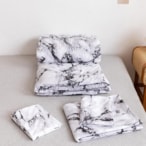 اشتري DEALS FOR LESS - Comforter Set of 4 Pieces, Marble  Design, 1 Comforter + 1 bedsheet + 2 pillow covers. في الامارات