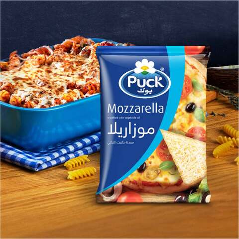 Puck shredded mozzarella analog cheese 1 Kg