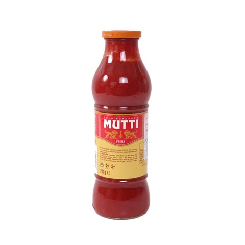 Mutti Tomato Puree Bottle 700g