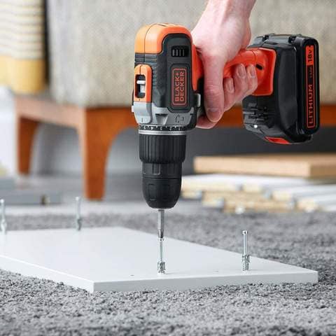 BLACK+DECKER 18 V Lithium-Ion Drill Driver with Kit Box and 2