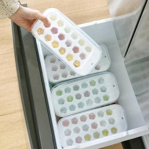 Aiwanto 3Pcs (18 Cubes each tray) Ice Cube Tray Ice Maker  With Lids Ice Cube Holder Freezer Ice Cube Storage Box