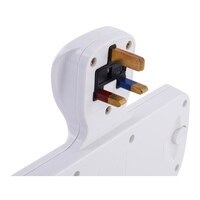 Oshtraco 3-Plug Universal T-Socket WIth Switch