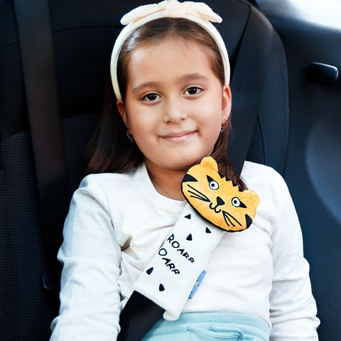 Seat belt store pillow for kids