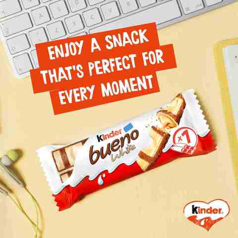 Kinder Bueno White Chocolate Bar In Wafer With Hazelnut Cream 2 Individually Wrapped Bars 39g