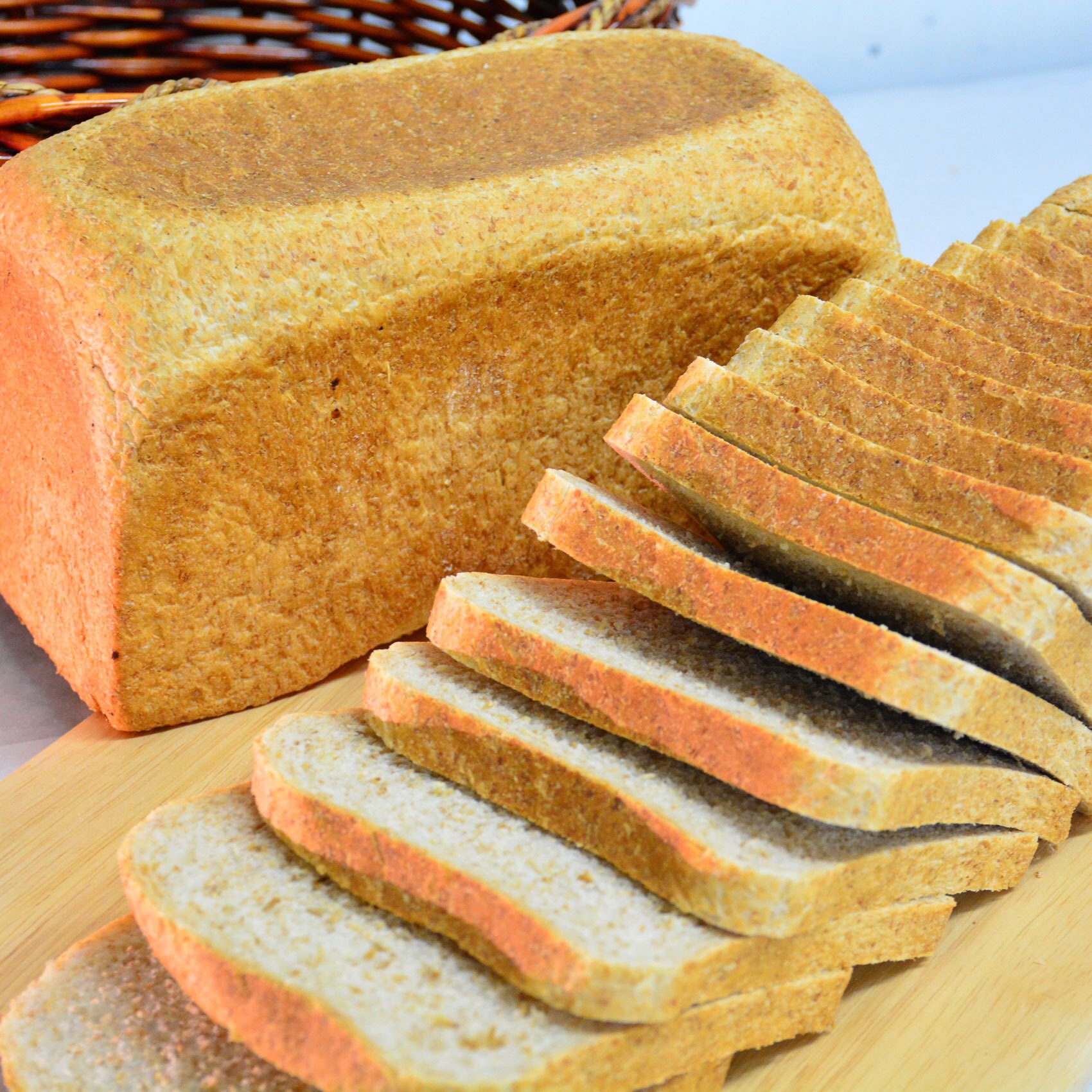 Buy Carrefour Whole Meal Sandwich Bread 700g Online Shop Bakery on