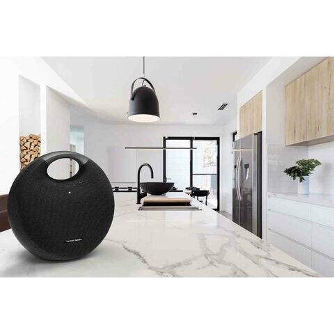 Harman Onyx Studio-6 Waterproof Bluetooth Speaker Black