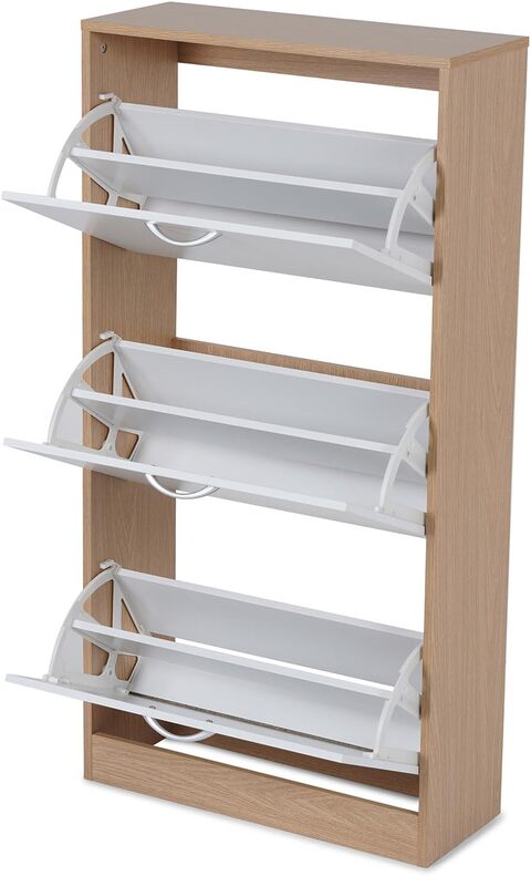 Pan emirates shoe on sale rack