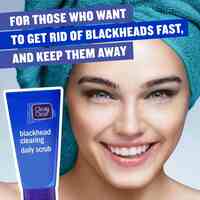 Clean &amp; Clear Blackhead Clearing Daily Scrub 150ml