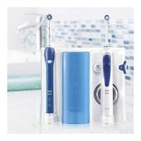 Oral-B Oxyjet Professional Cleaning System With Pro 2000 Electric Toothbrush Kit 501.535.2 White