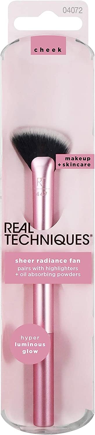 Buy Real Techniques Sheer Radiance Fan Makeup Brush, For Highlighter +  Facial Oil Absorbing Powders, Create Face Glow, Cruelty Free Bristles,  Aluminum Ferrules, Pink, 1 Count Online - Shop Beauty & Personal