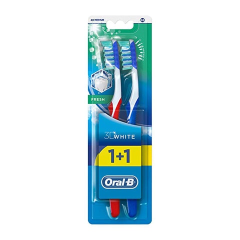 اشتري أورال بي فرشاة أسنان متعددة الألوان 1 + 1 مجانًا في السعودية