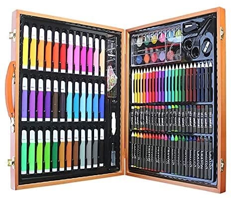 Colored pencil and marker outlet sets