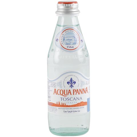 Buy Acqua Panna Toscana Italia Bottlesd Natural Mineral Water 250ml Online Shop Beverages On Carrefour Uae