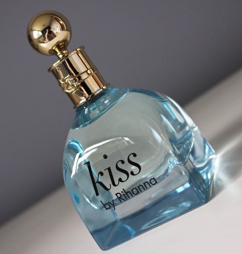 Rihanna kiss 2024 perfume