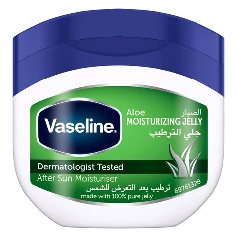 Buy Vaseline Moisturizing Petroleum Jelly, for dry skin, Aloe Fresh, to heal dry and damaged skin, 250ml in Saudi Arabia
