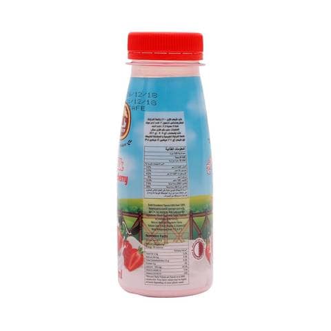 Baladna Fresh Milk Full Fat Strawberry Flavored 200ml