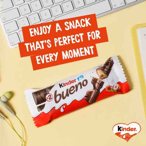 Kinder Bueno Milk Chocolate and Hazelnut Cream Candy Bar, 30 Packs