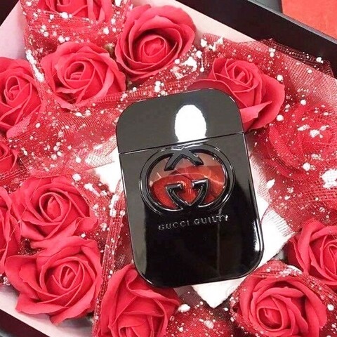 Gucci guilty black store for her