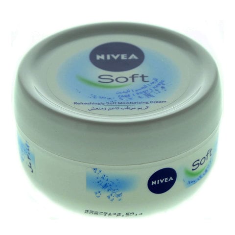 Nivea Soft Refreshingly Soft Moisturizing Cream 300 Ml