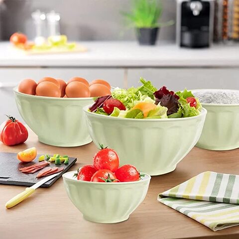 Mixing bowls with deals lid