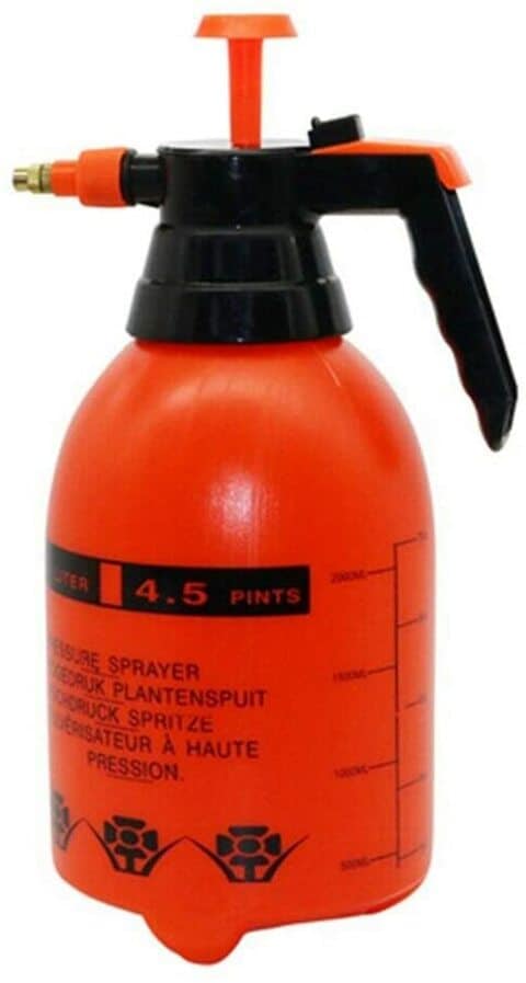 Lawn and store garden sprayer