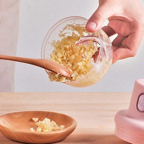 100/250ml Mini USB Wireless Electric Garlic Masher Press Mincer Vegetable  Chili Meat Grinder Food Chopper Kitchen Tools (Color : Pink, Size : 250ml):  Buy Online at Best Price in UAE 