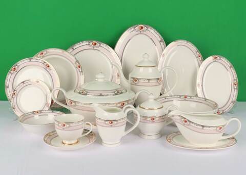 XIANGYU Dinner Set Porcelain Gold, 97pcs tea set; 10&#39;5 flat plate- (12) , 9&#39; soup plate- (12) 8&#39; flat plate- (12), 6&#39; flat plate- (12) &#39;6&#39; salad bowl- (12), &#39;tea pot (1set)- (1) Tea cup/Saucer(12set)