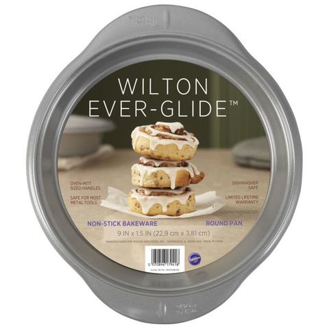 Wilton Embossed Round Pan 9 Christmas