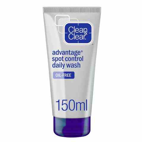 Clean &amp; Clear Advantage Spot Control Daily Facial Wash 150ml