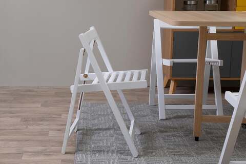 White folding deals dining chairs