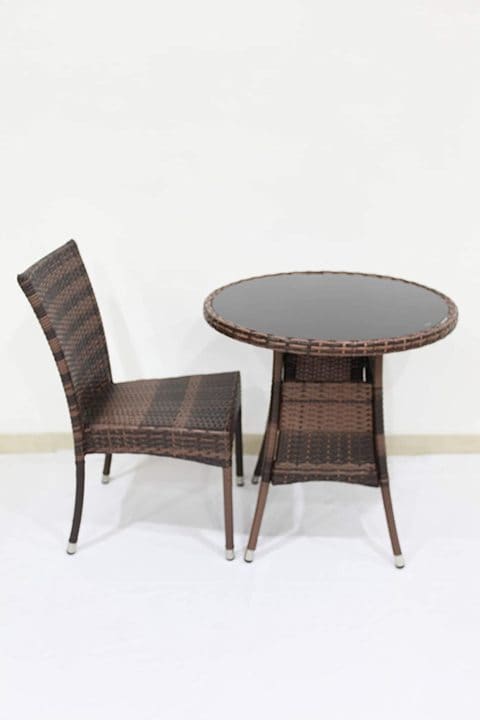 Garden table deals and 2 chairs