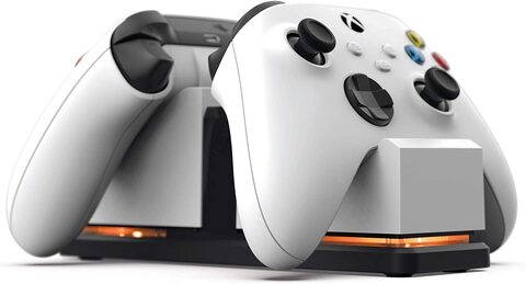 Powera charging station for on sale xbox one stores