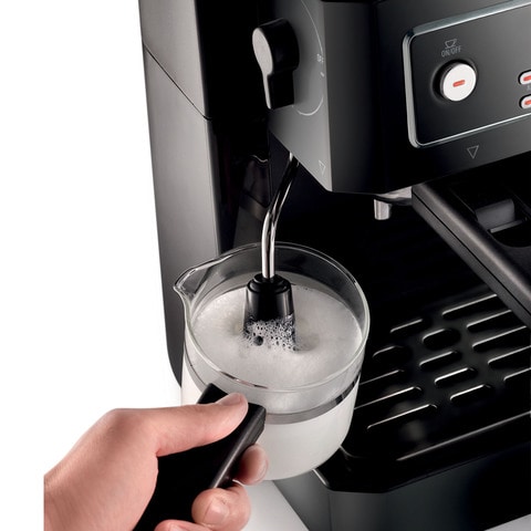 DeLonghi - Cafetera combinada para café de filtro y espresso. BCO320T