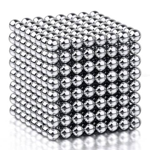 Magnetic ball clearance puzzle