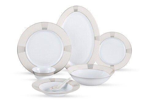 Beautiful shop dinner set