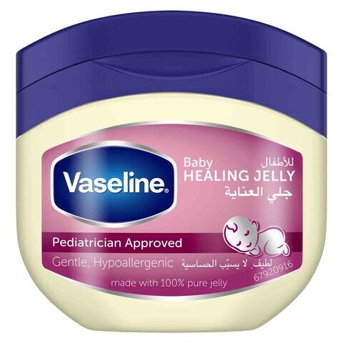 Petroleum store jelly newborn